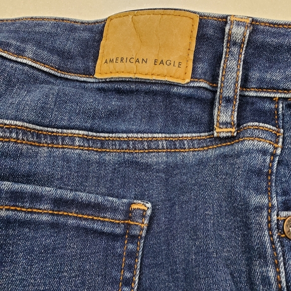 American Eagle Womens Size 10 Low Rise Flare Next Level Stretch Jeans - Picture 3 of 8